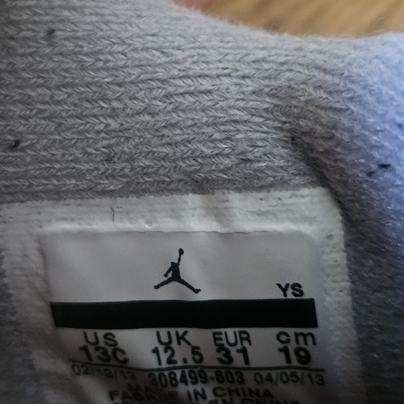 2013 Jordan 4 Retro Toro Bravo (GS) Size 13 c - Picture 6 of 6